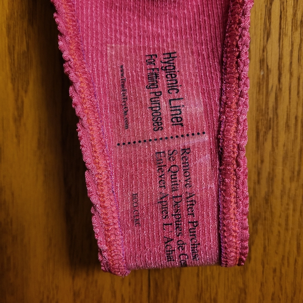 NWT bond-eye Australia Fuchsia Rico Bound Crinkle One Piece Swimsuit Un-Sized - Picture 3 of 7